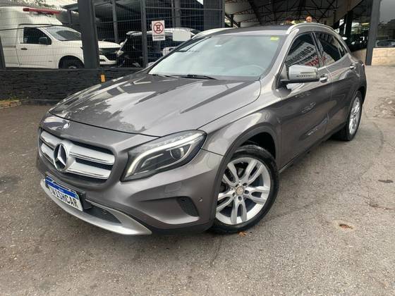 MERCEDES-BENZ GLA 200 1.6 CGI ADVANCE 16V TURBO GASOLINA 4P AUTOMÁTICO